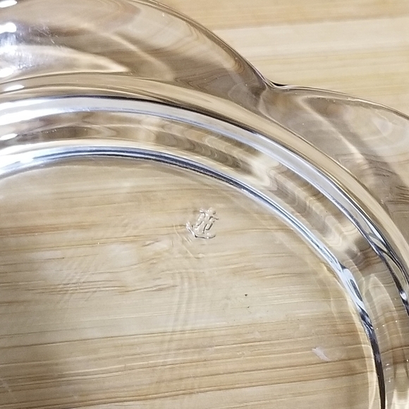 Anchor Hocking Clear 1/4lb Covered Butter Dish Scallop Base Butter Keeper - Picture 8 of 10